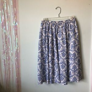 Midi length skirt blue and white